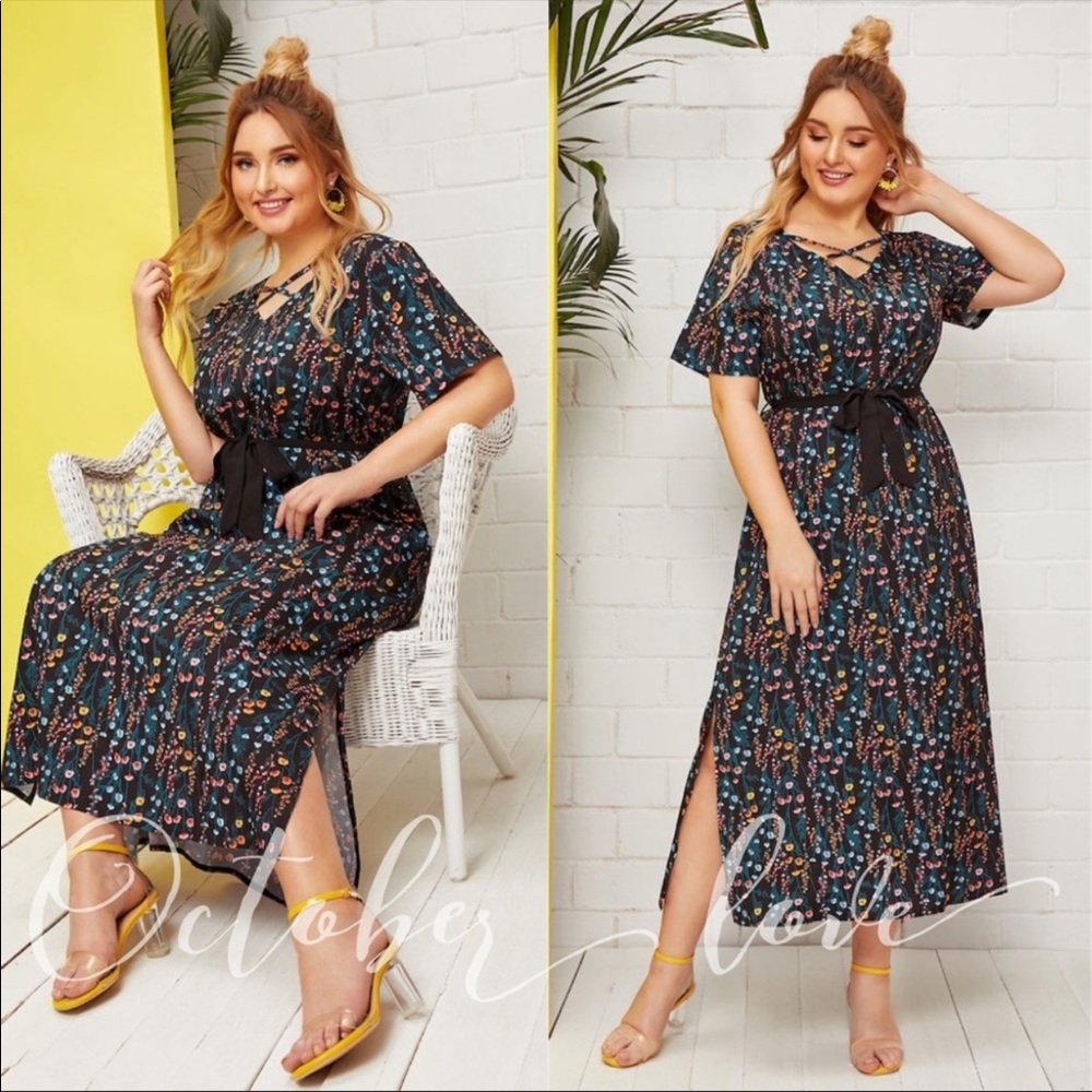 PLUS SIZE Adorable Floral Maxi Dress - Picture 1 of 6